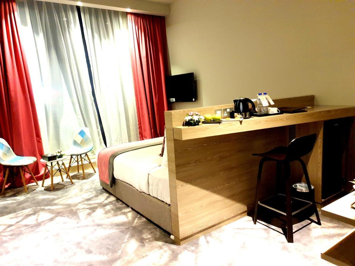 Fortune Atrium Hotel Дубай Екстер'єр фото