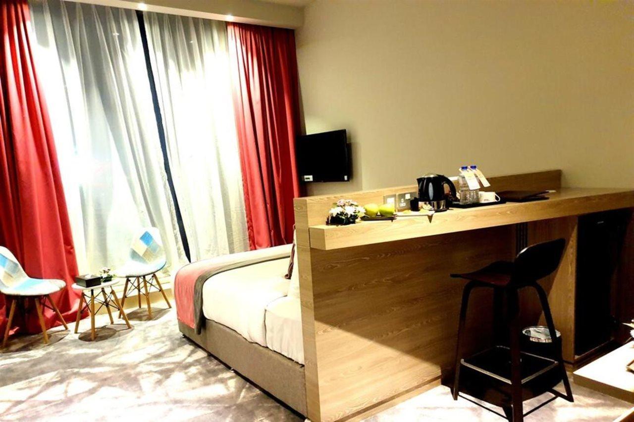 Fortune Atrium Hotel Дубай Екстер'єр фото