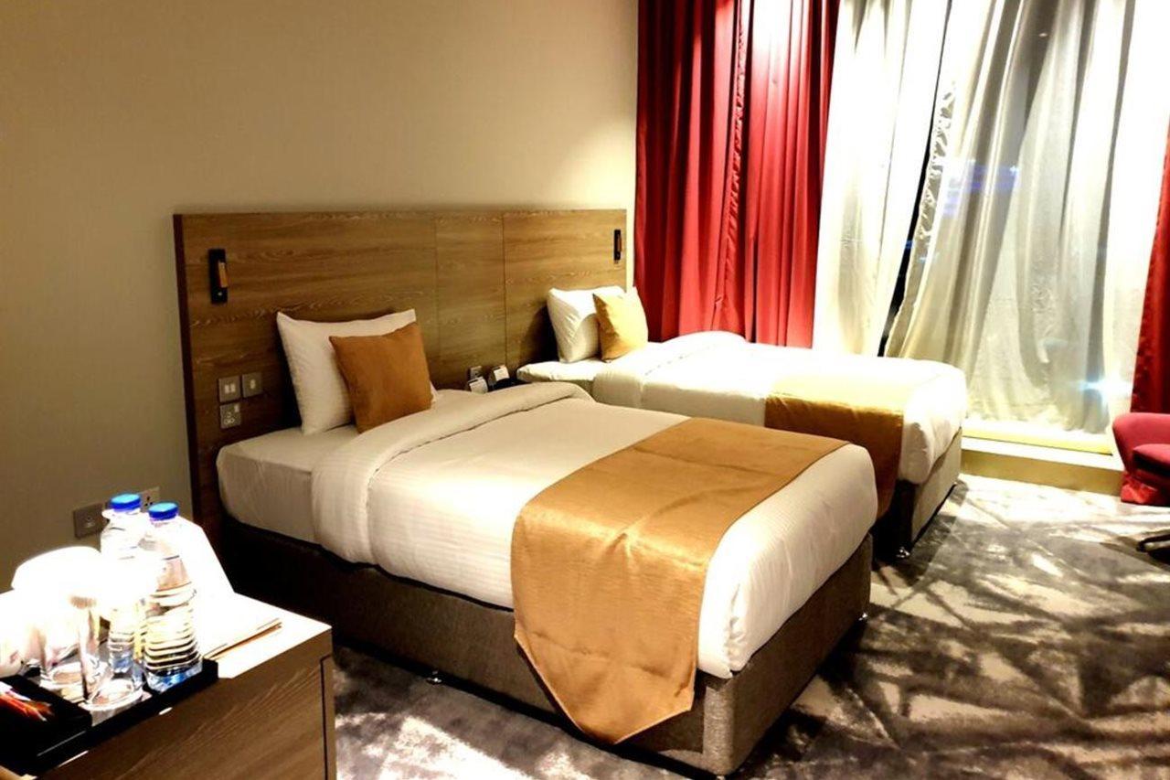 Fortune Atrium Hotel Дубай Екстер'єр фото