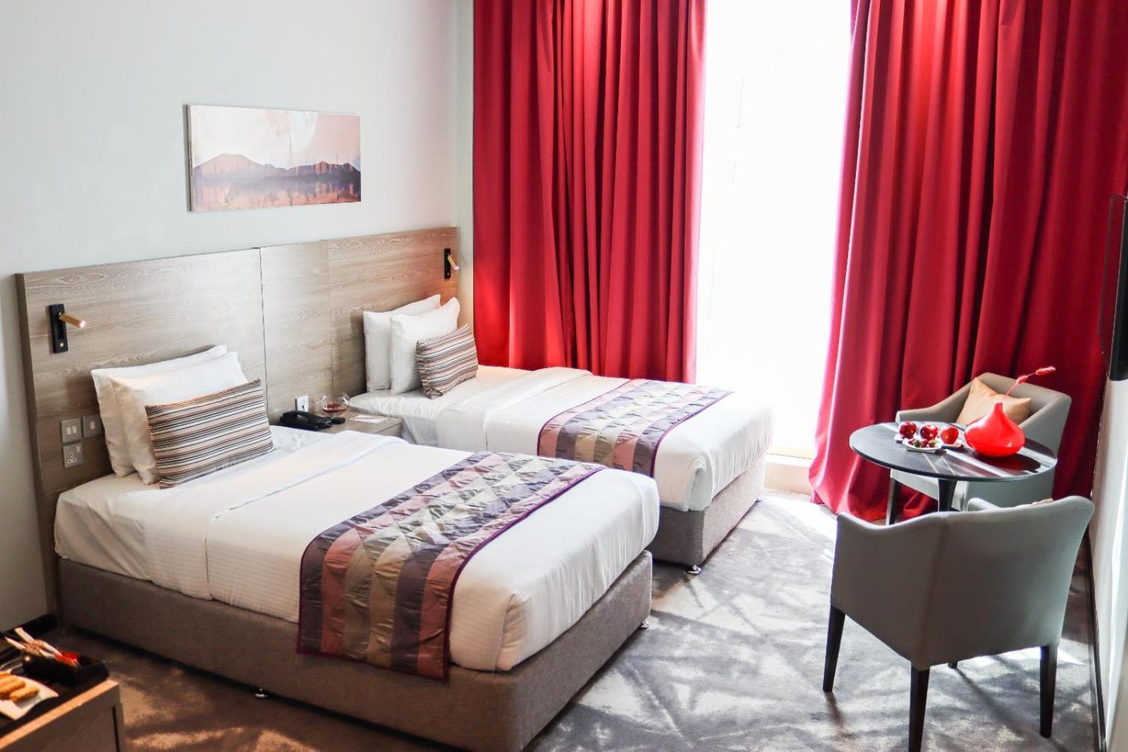 Fortune Atrium Hotel Дубай Екстер'єр фото