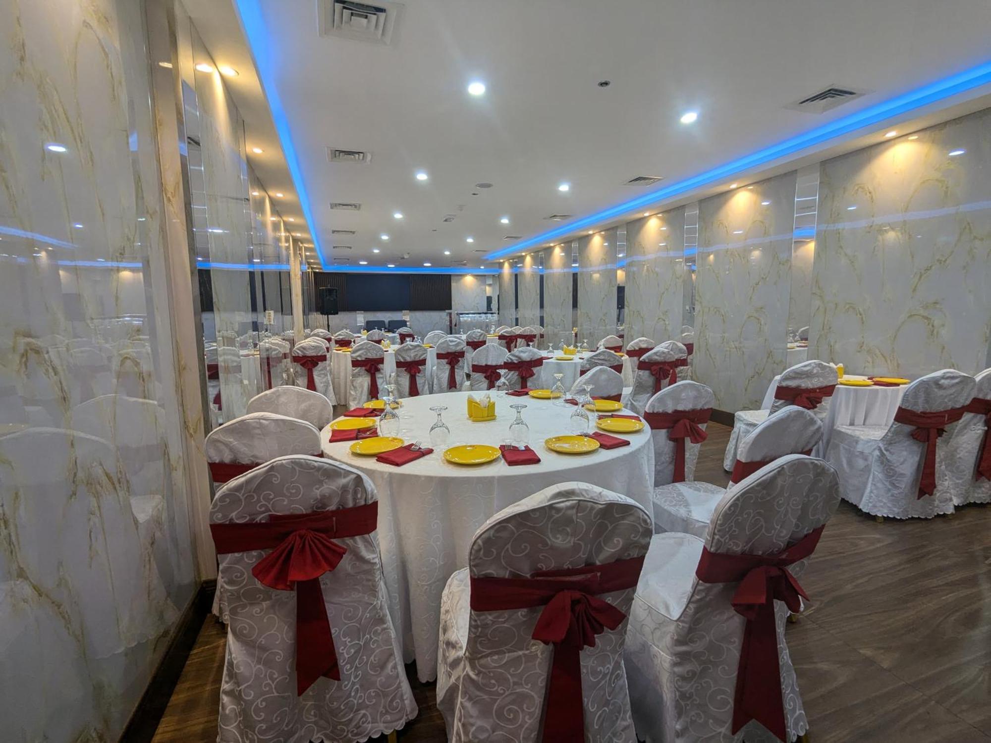 Fortune Atrium Hotel Дубай Екстер'єр фото